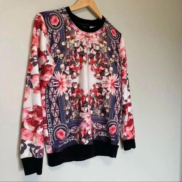 Givenchy Floral Print Crew  Neck Sweater Roses Peonies - Picture 6 of 6